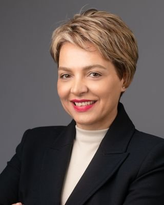 Maryam Mills profile image